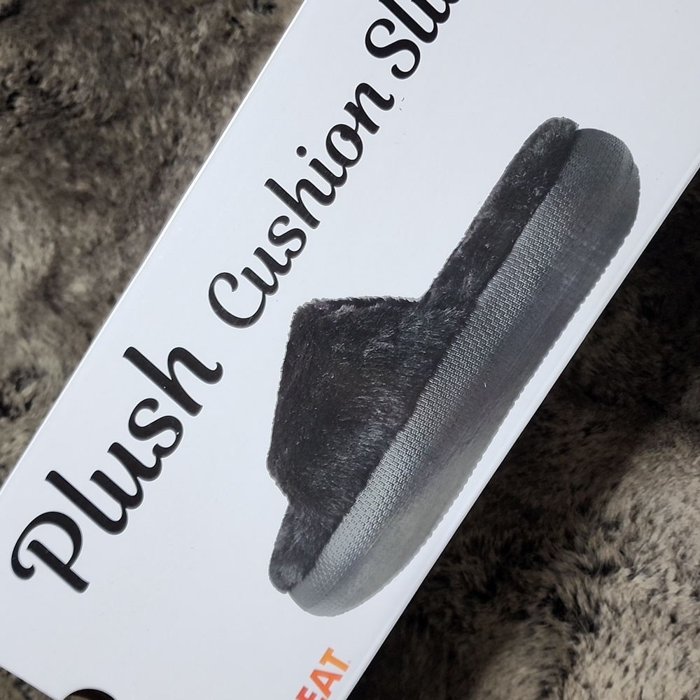 Plush cushion slides